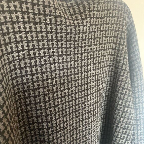 Gray printed sweater - Picture 9 of 9
